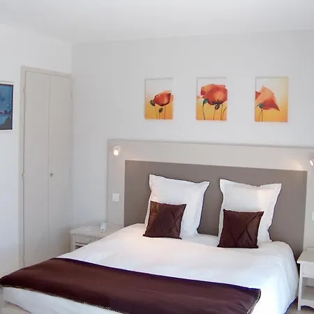 Palais Des Fleurs Restaurant La Cremaillere 호텔 3*