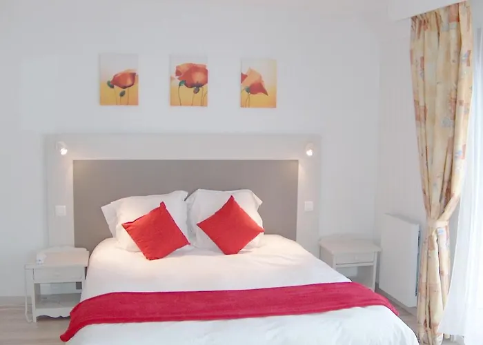 Palais Des Fleurs Restaurant La Cremaillere אקס-לה-באינס