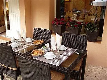 Palais Des Fleurs Restaurant La Cremaillere אקס-לה-באינס