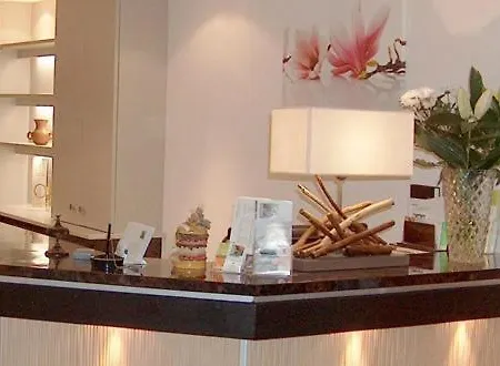 Palais Des Fleurs Restaurant La Cremaillere Hotel Aix-les-Bains